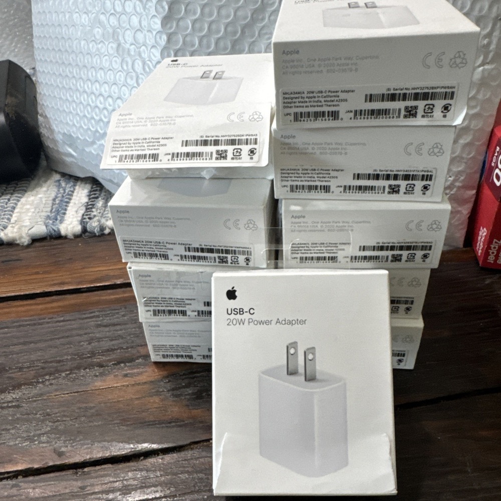Genuine Apple 20W USB-C [Quick Charger] Wall Power Adapter OEM‎ A2305 iPhone - Picture 3 of 3